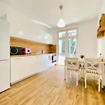 Center 2-bedroom Cosy Plovdiv