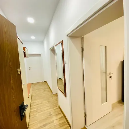 Center 2-bedroom Cosy Apartment
