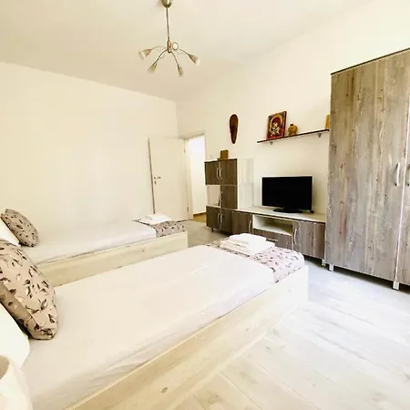 Apartman Center 2-bedroom Cosy Plovdiv