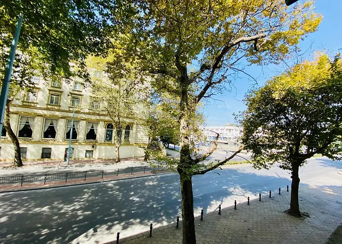 Center 2-bedroom Cosy *